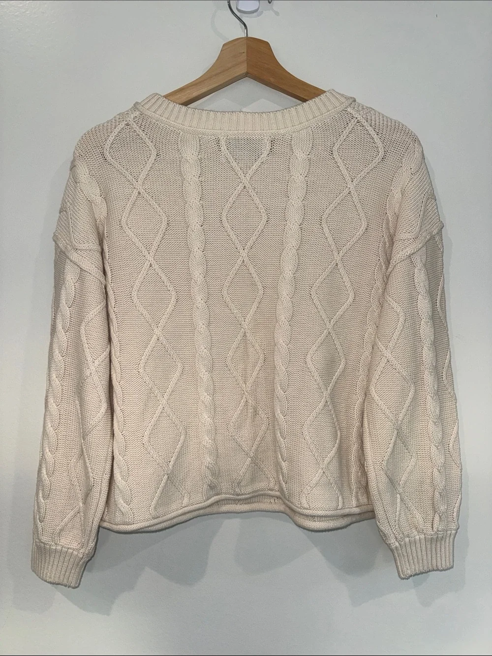 Old Navy Cream Over-sized Cable Knit Sweater - Kids, XL (14-16)